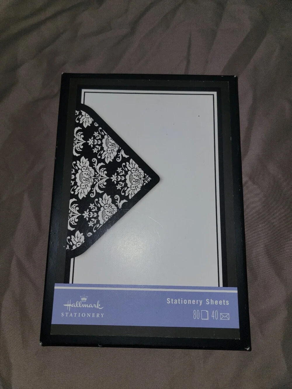 Hallmark Black and White Stationary Sheets Nib
